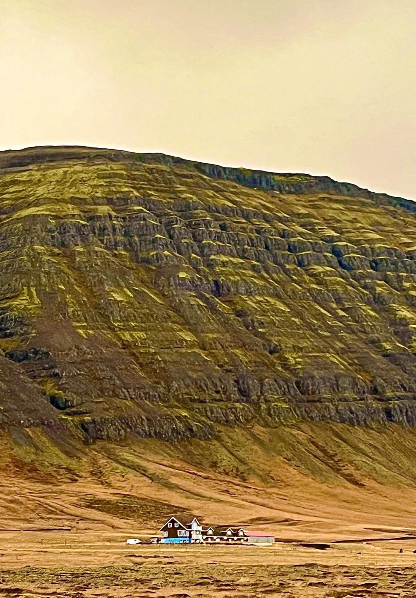 The Guesthouse At Dynjandi Falls Bíldudalur Exteriör bild